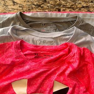 Set of three little girls under armour shirts